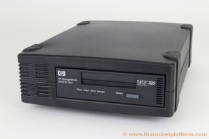 496506-001 - HP DAT320 External Tabletop SAS Tape Drive