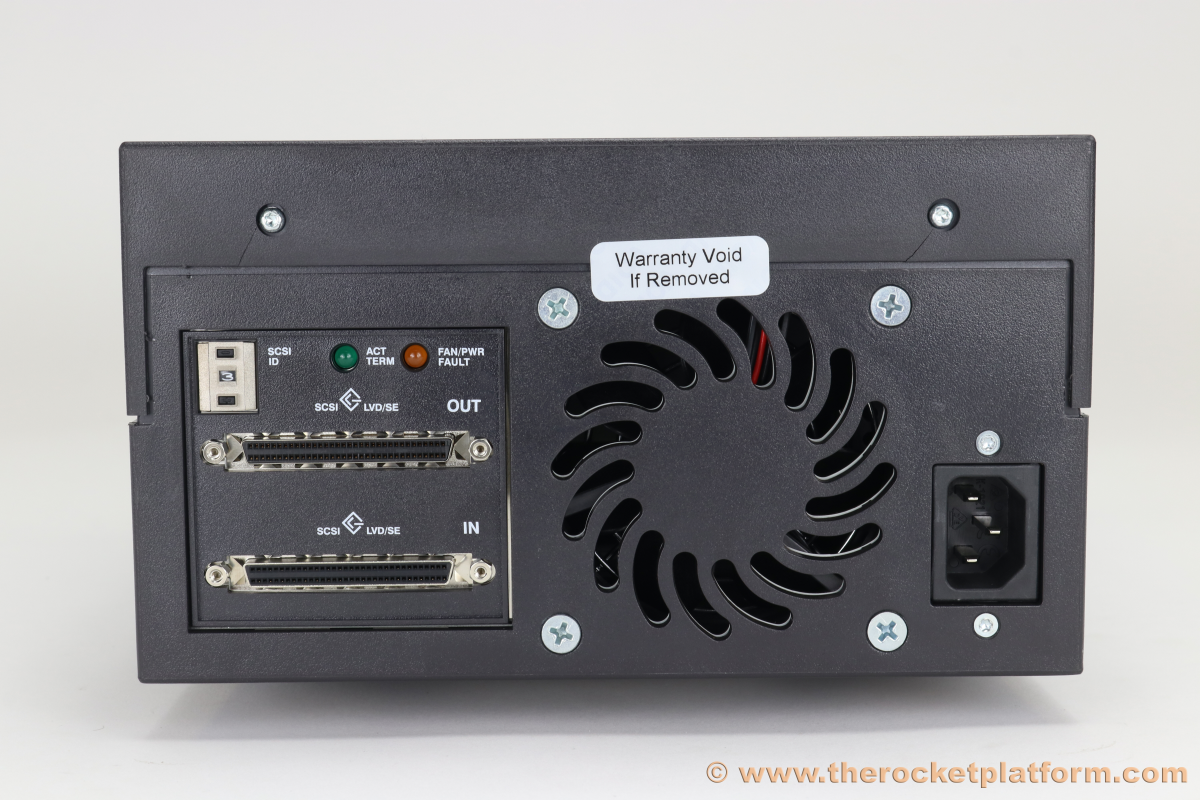 Q1520B - HP LTO-2 External Tabletop SCSI Tape Drive