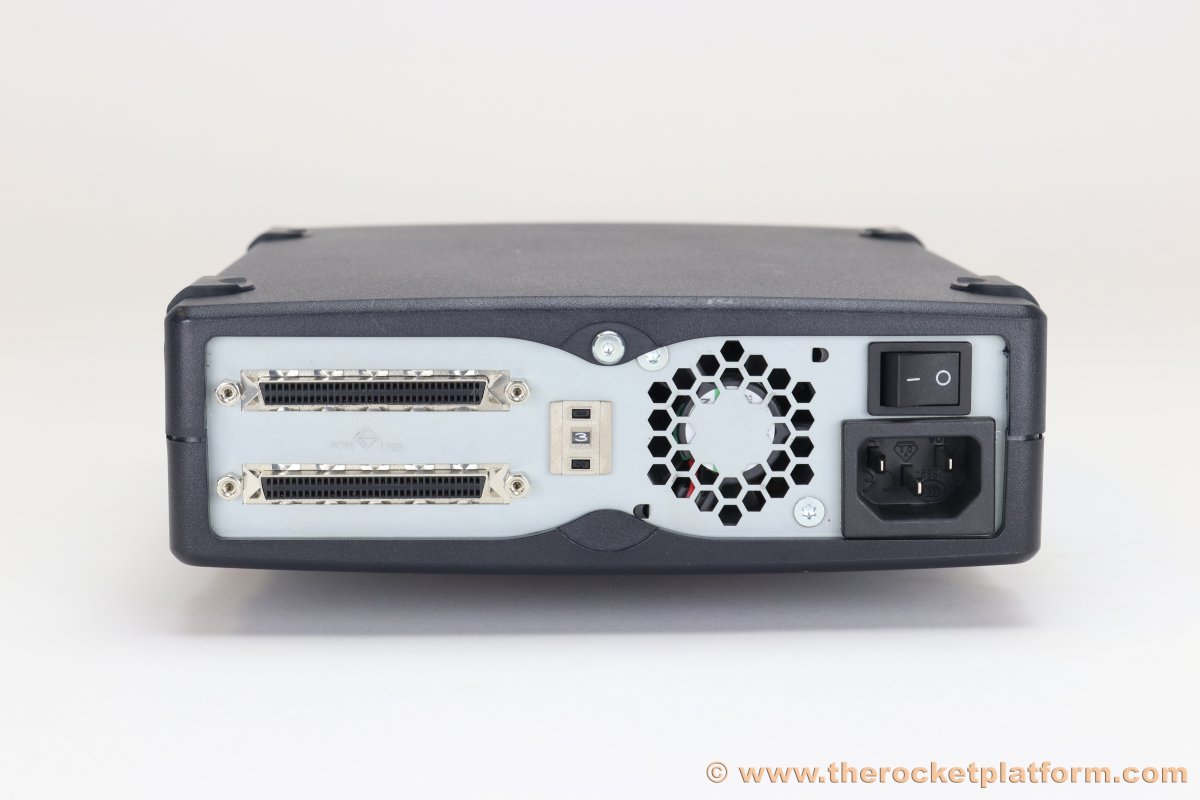 Q1523B - HP DDS-5 External Tabletop SCSI Tape Drive