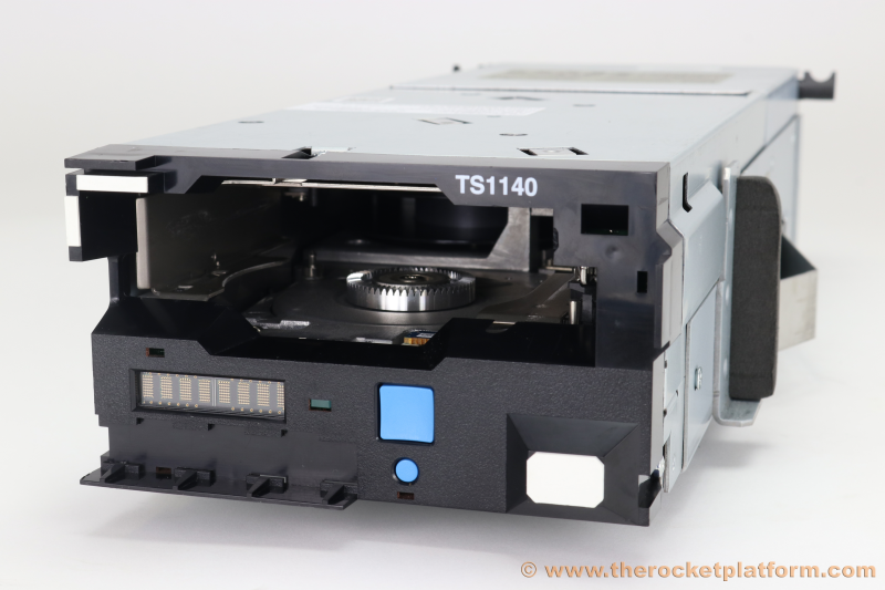 00V6702 IBM 3584 (TS3500) E07/TS1140 8GB FC Tape Drive