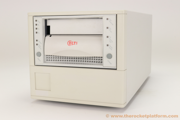 TH8BF-YF - Quantum DLT8000 External Tabletop SCSI Tape Drive