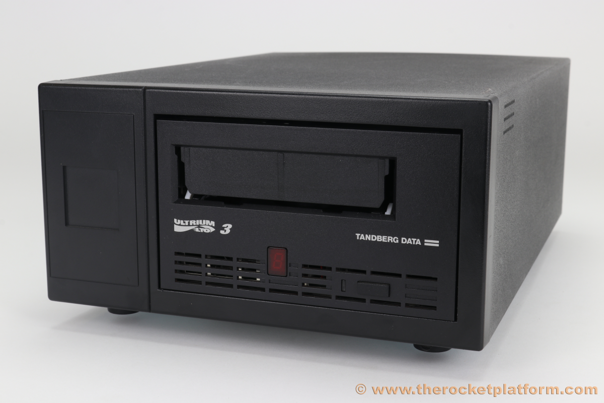 7034 - Tandberg LTO-3 External Tabletop SCSI Tape Drive IBM OEM