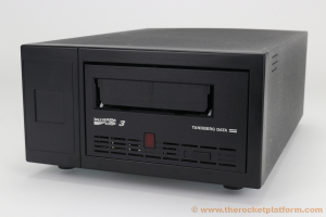 7034 - Tandberg LTO-3 External Tabletop SCSI Tape Drive IBM OEM