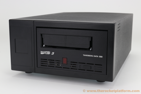 7034 - Tandberg LTO-3 External Tabletop SCSI Tape Drive IBM OEM